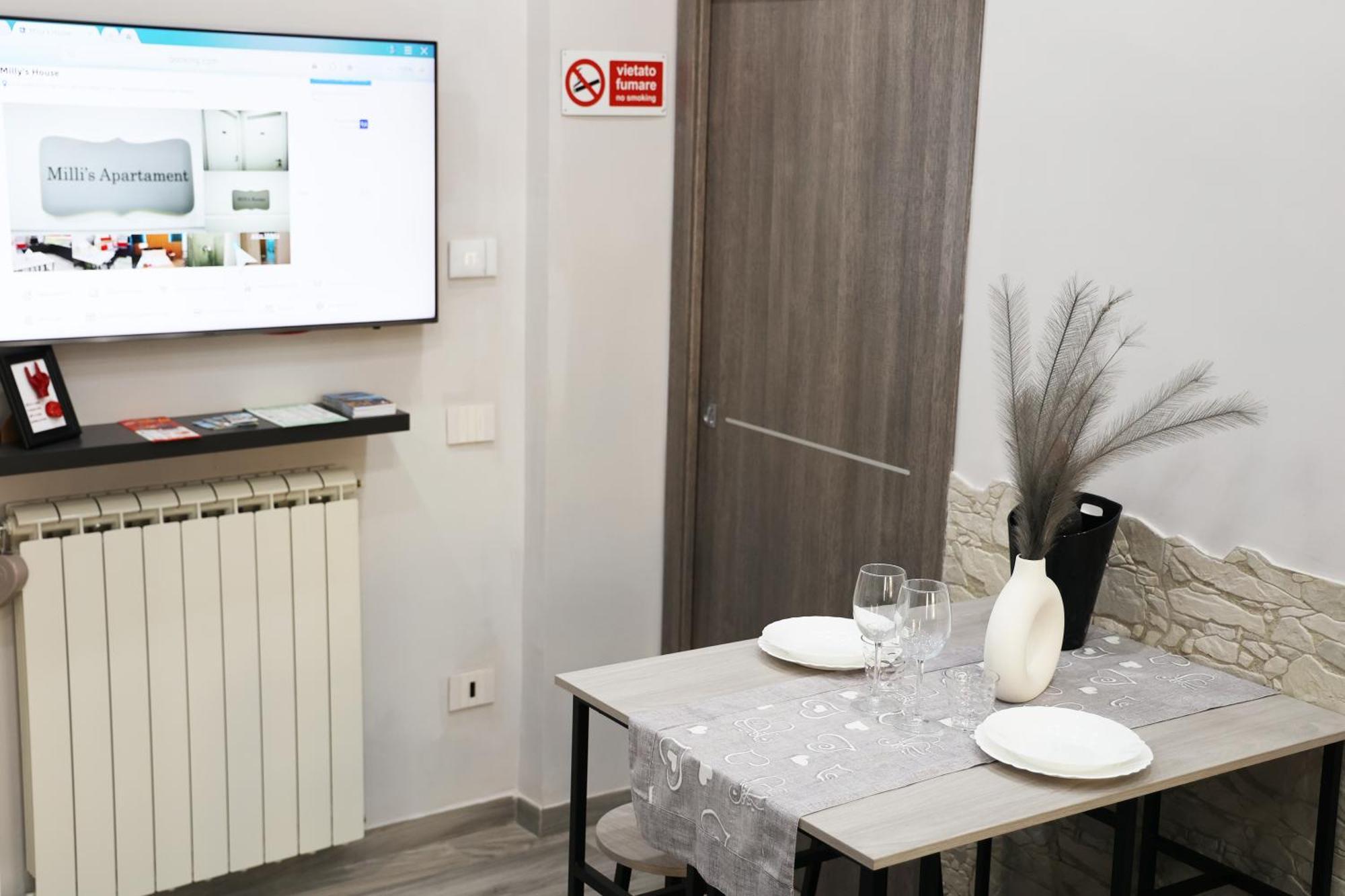 Apartament Milly'S House Neapol Zewnętrze zdjęcie